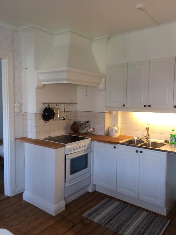 Groena Lena Bed & Breakfast *